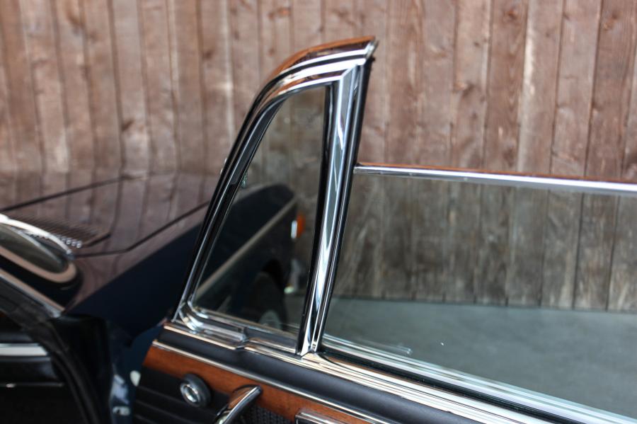 Детали интерьера BMW 3.0CSi (E9) 1974 года  (EU) (фото 128 из 198)
